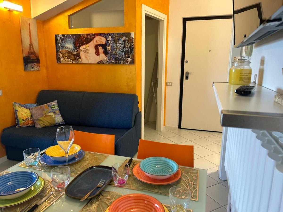 Nel Blu Dipinto Di Blu Apartman Porto Recanati Kültér fotó