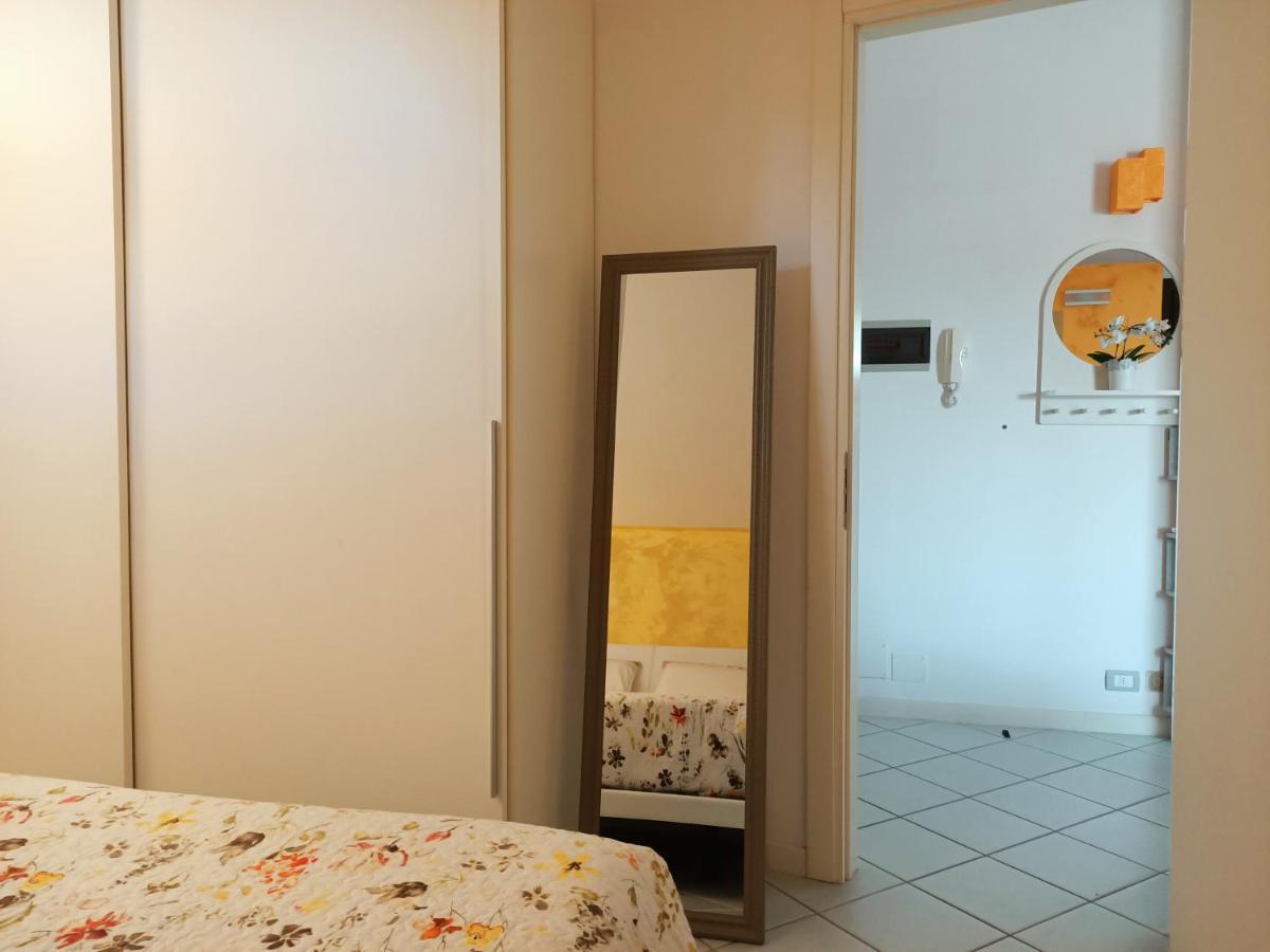 Nel Blu Dipinto Di Blu Apartman Porto Recanati Kültér fotó