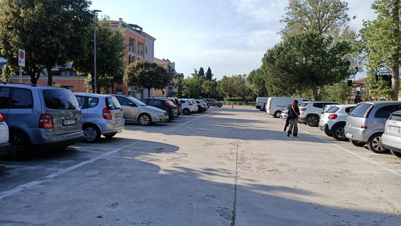 Nel Blu Dipinto Di Blu Apartman Porto Recanati Kültér fotó